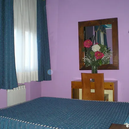 Auto Check In Nieves Hotel *