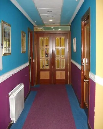 Auto Check In Nieves * Χάκα