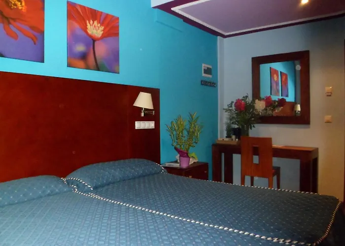 Auto Check In Nieves Hotel *